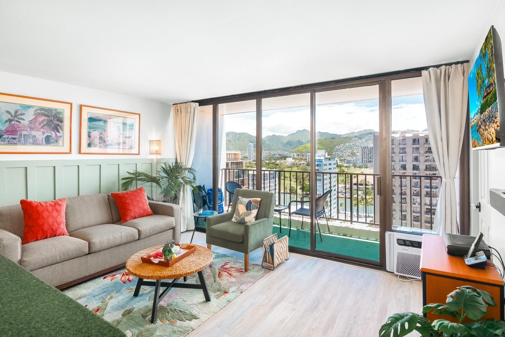 Mountain View Condo W/ King-Size Bed, Free Parking Honolulu Kültér fotó