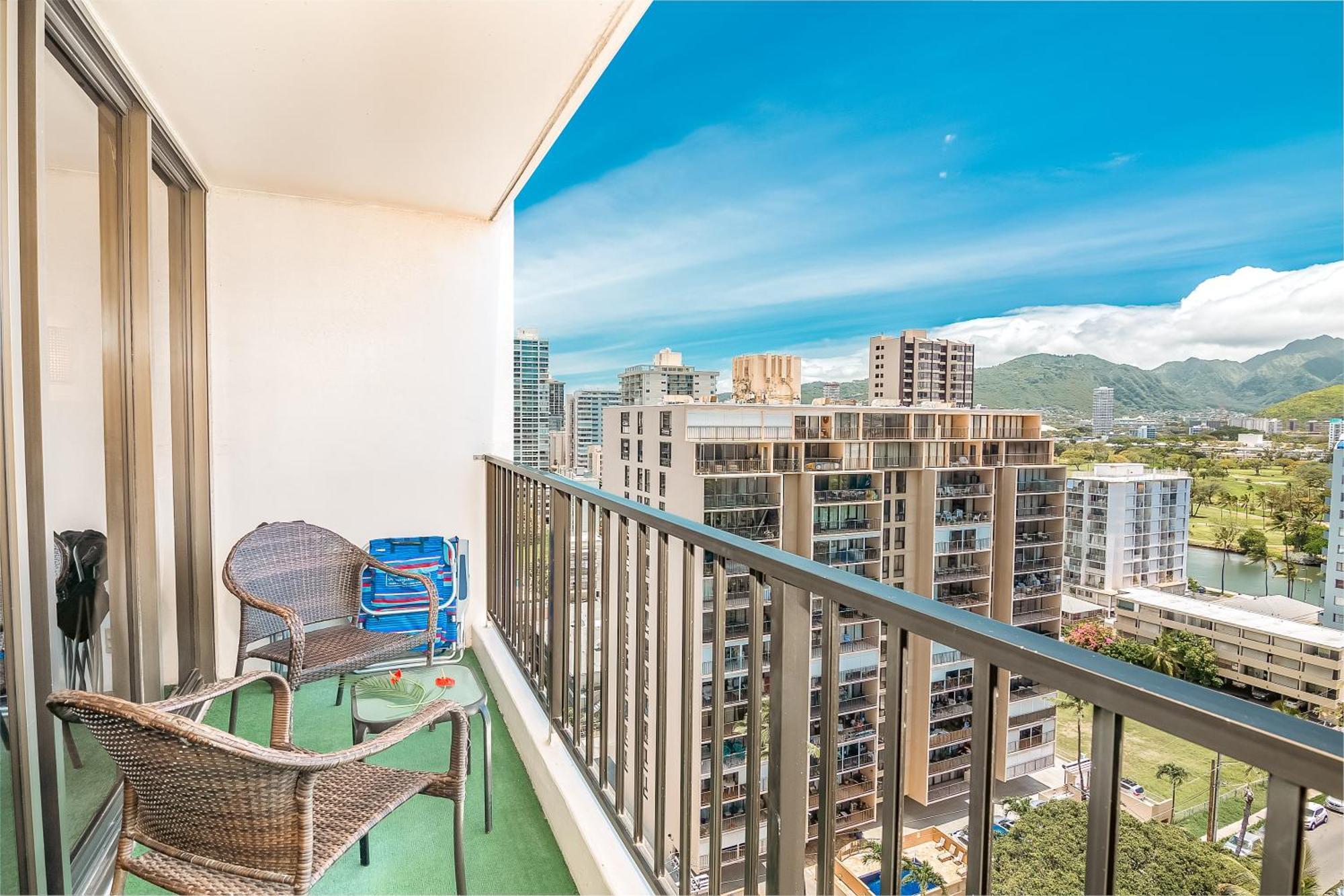 Mountain View Condo W/ King-Size Bed, Free Parking Honolulu Kültér fotó